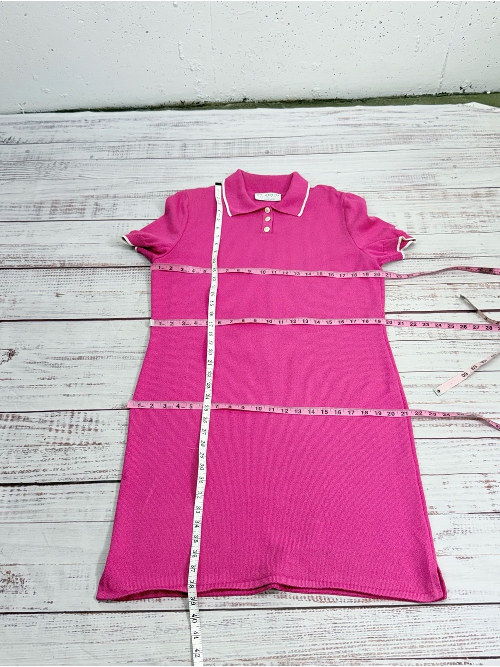 St. John Collection Women’s Size 12 Hot Pink Knit Dress Read - Picture 15 of 16
